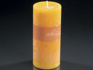 Zylindrische orangefarbene Kerze