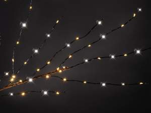 grossiste de sapins de Noël et de branches illumin