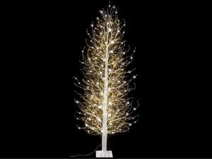branches d'arbre de Noël en gros avec de grandes l