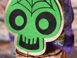 wholesaler hanging wooden decoration ghost pumpkin