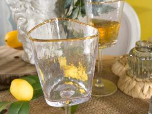 Wholesaler of hammered glass triangular glasses