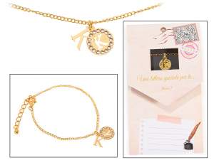 Bracciale metallo doppio pendente con strass e lettera - K