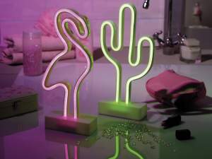 Ingrosso decorazione luminosa cactus fenicottero