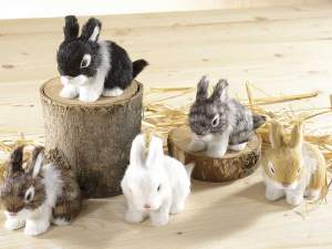 Lapin décoratif en fausse fourrure