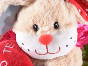 Gros lapin en peluche je t'aime