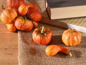 vente en gros de petites citrouilles artificielles