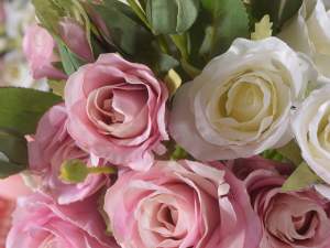 Ingrosso bouquet rose artificiali