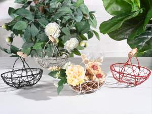 wholesale metal baskets with wooden handles