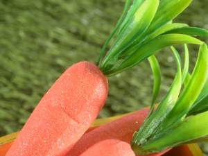 Wholesaler of decorative Easter carrots