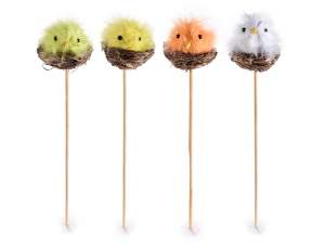 Décorations de Pâques en gros bâton de poussins