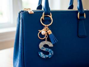 wholesaler keychain alphabet letter S