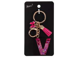 wholesale V letter alphabet keychain