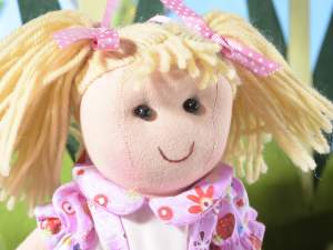 Ingrosso bambole set com abiti rosa