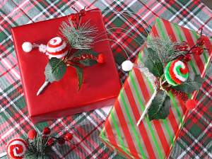 wholesale snowy pine twig pick christmas