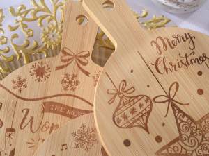 Ingrosso tagliere natale legno intagliato