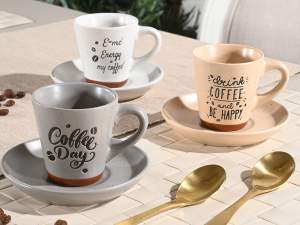 Tazas al por mayor con platillo de café escrito