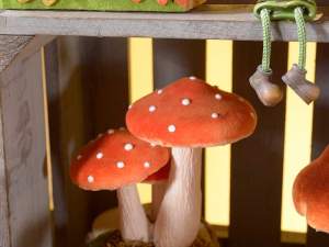 Champignons décoratifs sur papier tissu