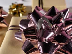 Wholesale bows ribbons gift packages