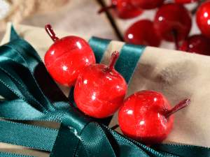 Wholesale decorative red apples moldable stem