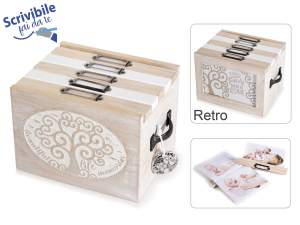 Wooden photo box with 5 albums 