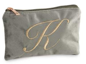 Pochette in velluto con chiusura zip e lettera ricamata - K