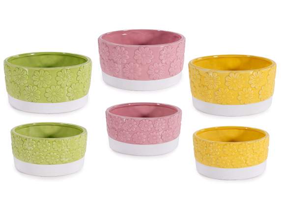 Juego de 2 jarrones de cerámica de colores con flores en rel