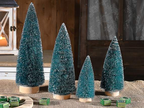 Set 4 alberi di Natale artificiali innevati su base in legno