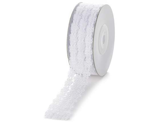 Panglică de dantelă cu flori albe de 25 mm