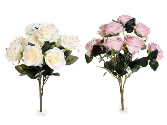 Buchet de trandafiri din material artificial