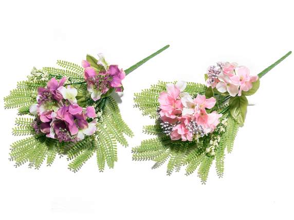 Crenguță de hortensie artificială și flori mici