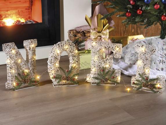 Inscripție NOEL din ratan alb cu lumini LED și pin decorativ