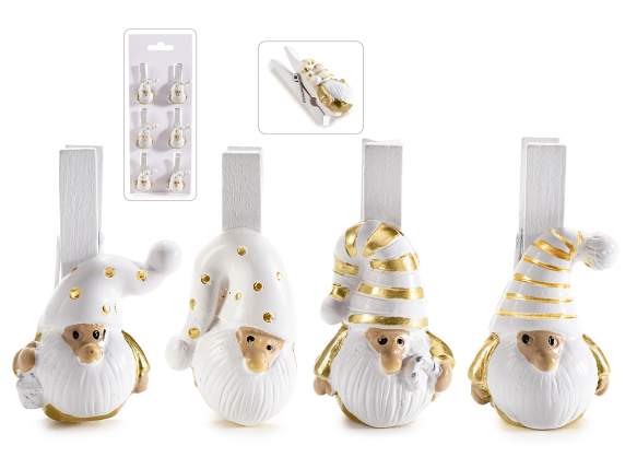 Blister pack with 6 wooden Santa clothespins with golden det