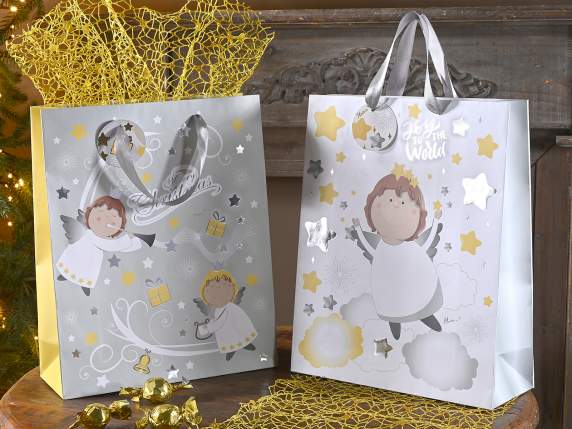 Bolsa de papel con angelitos y detalles dorados y plateados.