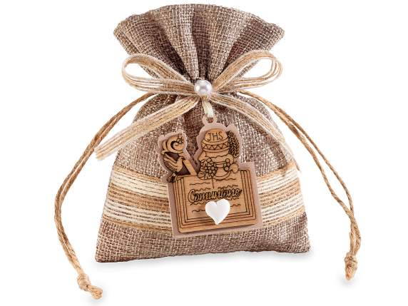 Bolsa de yute con adorno de Comunión de madera y lazo