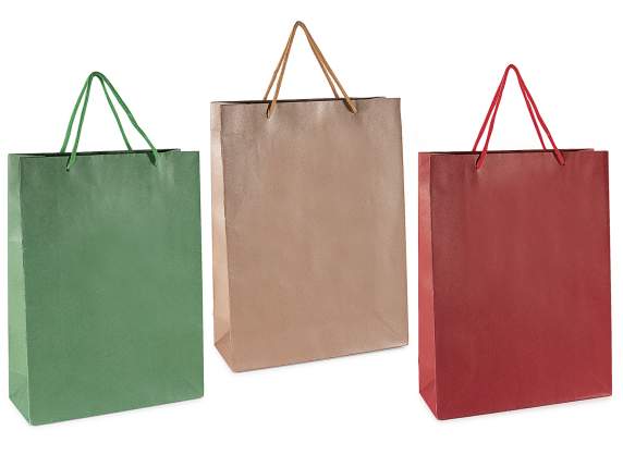 Bolsa-sobre grande de papel de color con asas