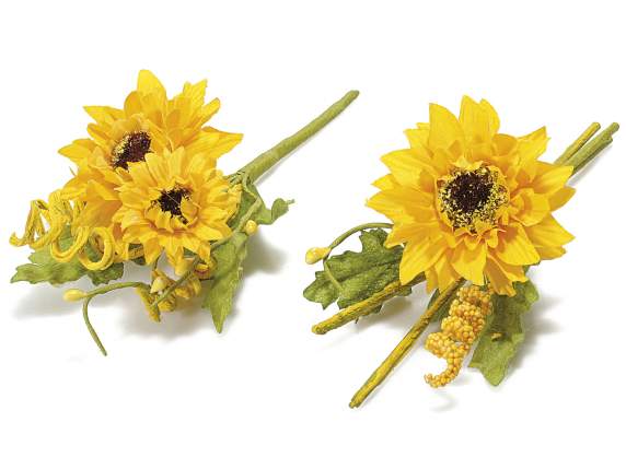 Bouquet of artificial sunflowers