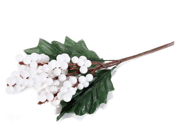 Branche artificielle de baies blanches