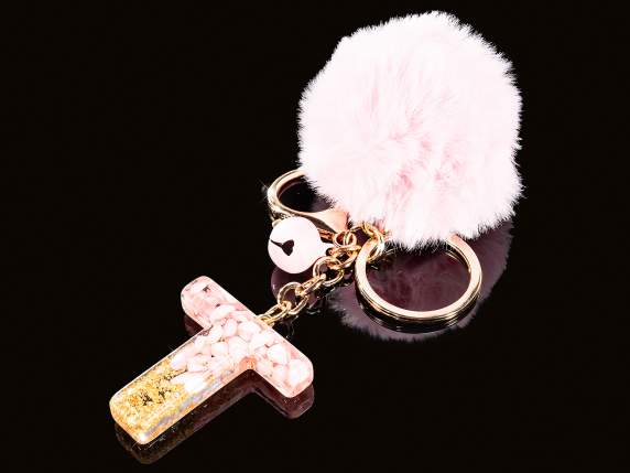 Portachiavi - charm lettera T in resina con pompon in card