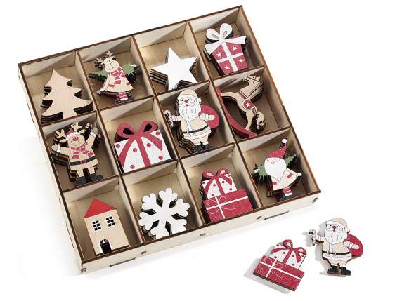 Display 72 wooden Christmas decorations with tape