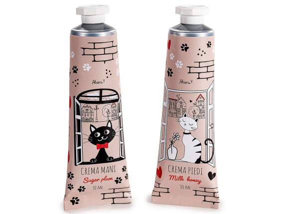 Coffret cadeau avec crème parfumée pour les mains et les pie