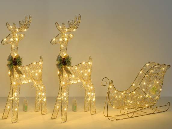 Set de 2 reni, sanie din metal auriu i lumini LED alb cald