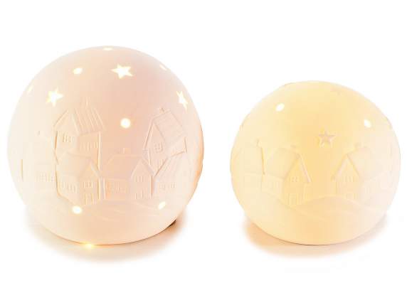 Set de 2 sfere ceramice cu peisaj înzăpezit și lumină led