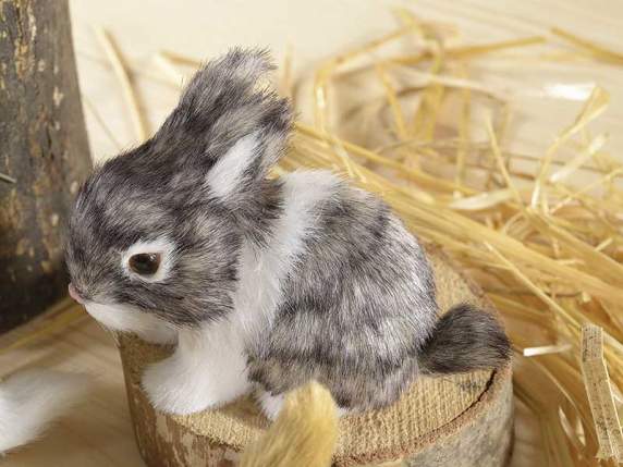 Conejito de piel sintética decorativo