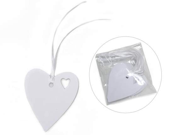 Confezione 25 tag a cuore in carta bianca c/nastro di raso