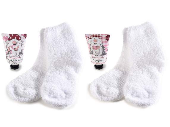 Confezione regalo crema piedi profumata e morbidi calzini