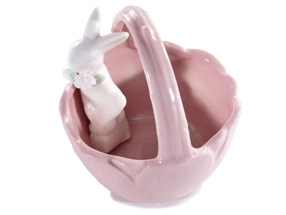 Cesta de porcelana brillante de colores con conejito