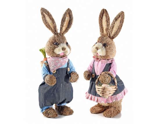 Couple de lapins en fibre naturelle avec panier