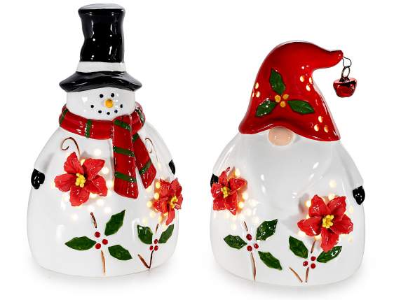 Tema navideño en porcelana trabajada con relieve y LED.
