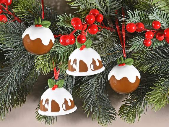 Dulce de cerámica con decoraciones en relieve para colgar