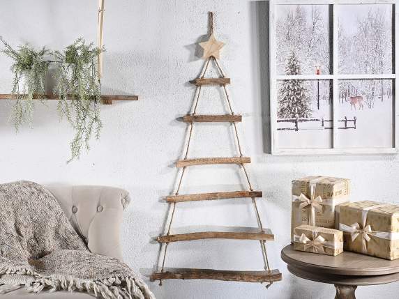 Árbol de Navidad de madera, cuerda y estrella colgante.